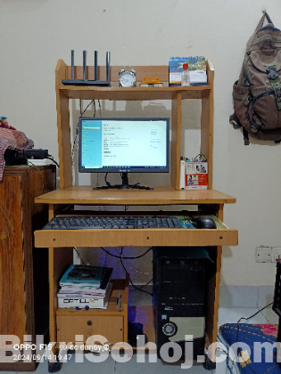 Desktop computer